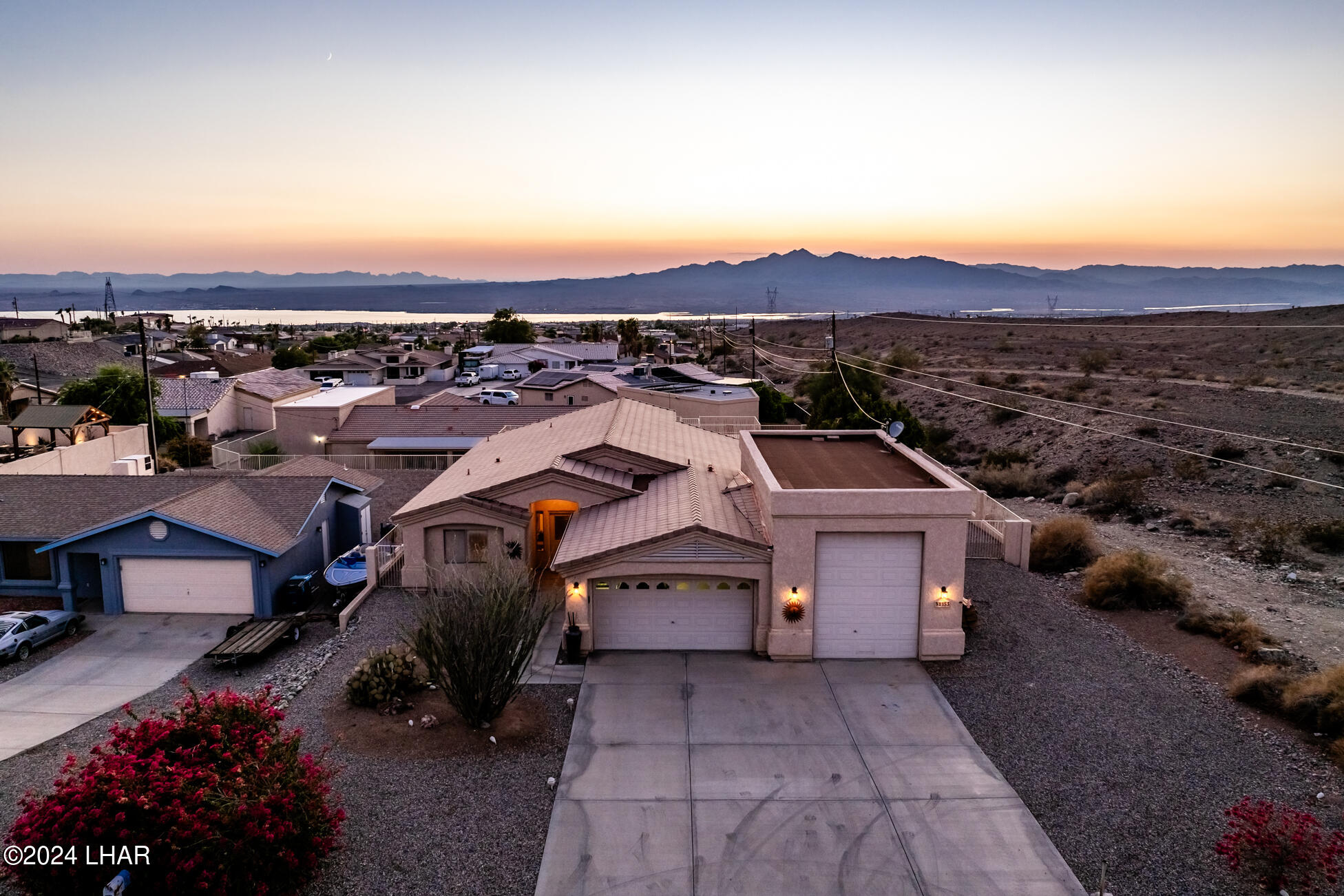 Macaw Dr, Lake Havasu City, AZ 86404
