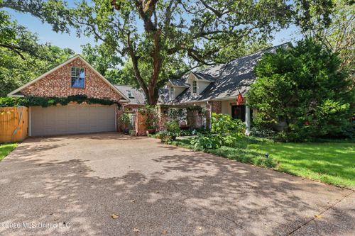 916 Bent Tree Circle, Pass Christian, MS, 39571 | Card Image