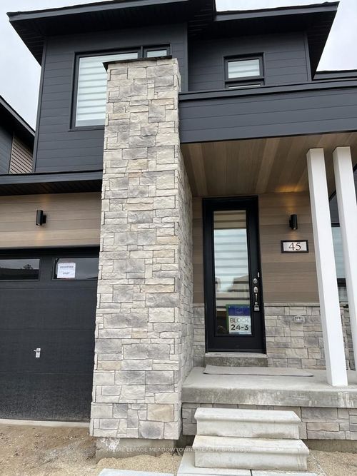 45 Eberhardt Dr, Wasaga Beach, ON, L9Z0K5 | Card Image