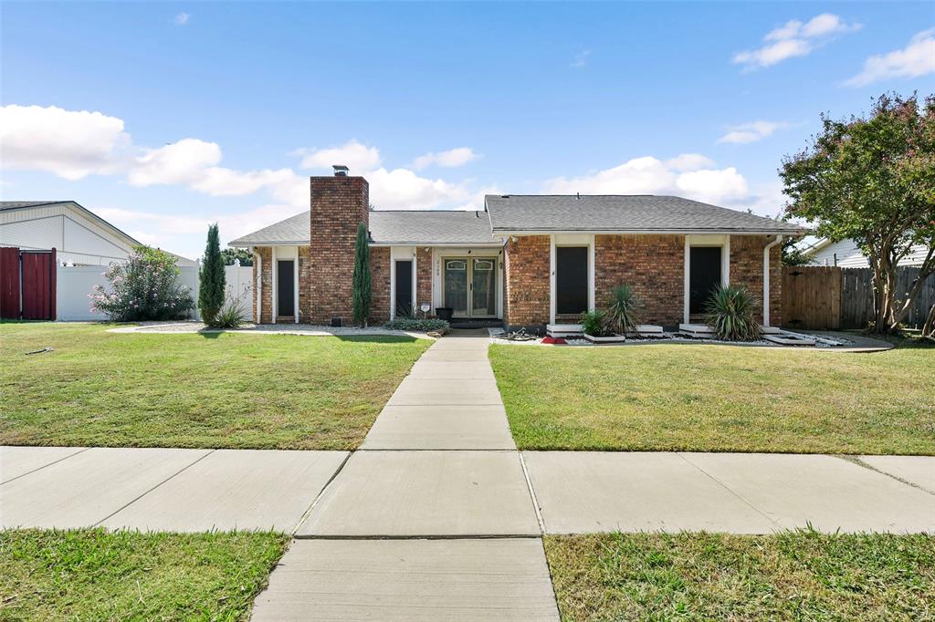 Lewis Trl, Grand Prairie, TX 75052