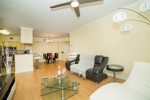 apt-2920-17150 N Bay Rd, Sunny Isles Beach, FL, 33160-3464 | Card Image