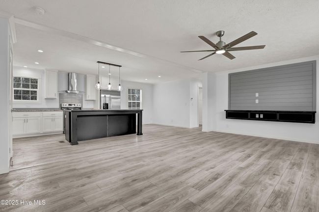 Kitchen, Dining, Living | Image 5