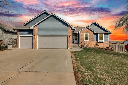 5302 W 44th Ct S, Wichita, KS, 67215 | Card Image