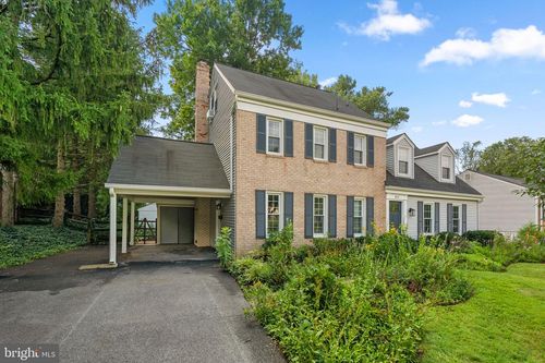814 Fordham St, ROCKVILLE, MD, 20850-1018 | Card Image