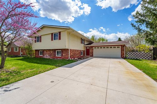 5055 Hahn Ave, Fairborn, OH, 45324-1841 | Card Image