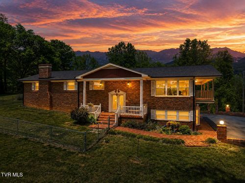 161 Judge Ben Allen Rd, Elizabethton, TN, 37643-5966 | Card Image