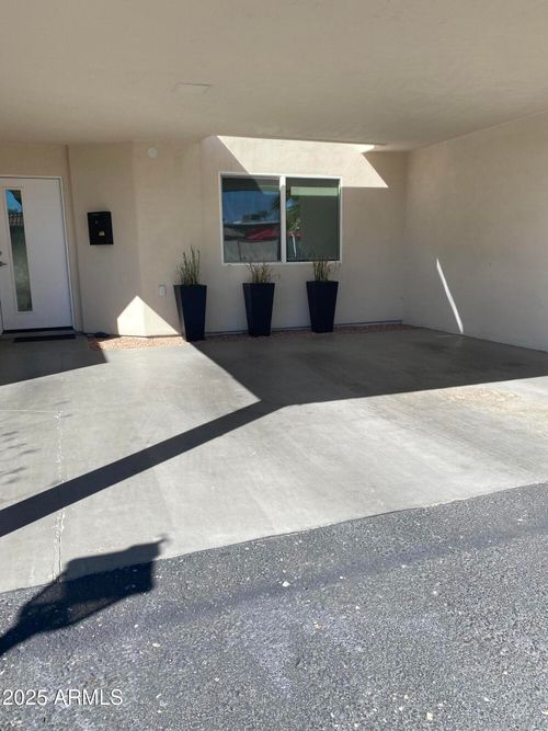 7719 E Sandalwood Dr, Scottsdale, AZ, 85250-7732 | Card Image