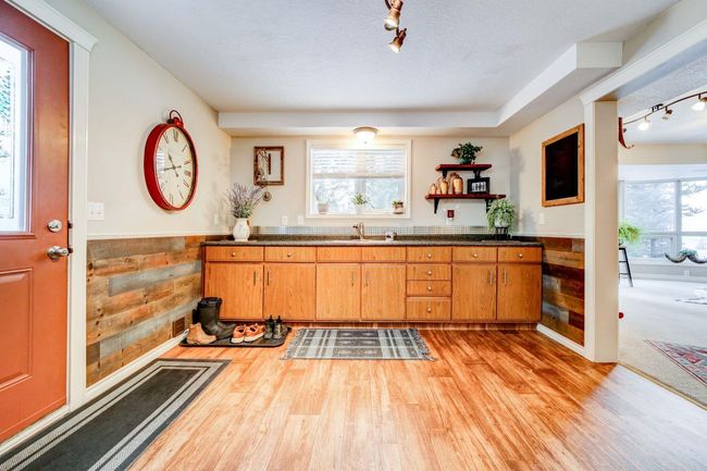 1709 East Hillcrest Drive, House other with 4 bedrooms, 3 bathrooms and null parking in Hillcrest AB | Image 34