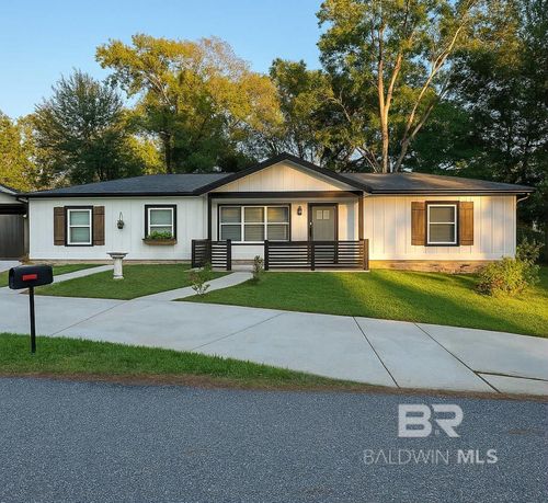 1800 Elaine Ave, Bay Minette, AL, 36507-4106 | Card Image