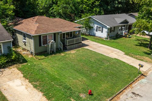 621 Eiserman Ave, Branson, MO, 65616-2007 | Card Image