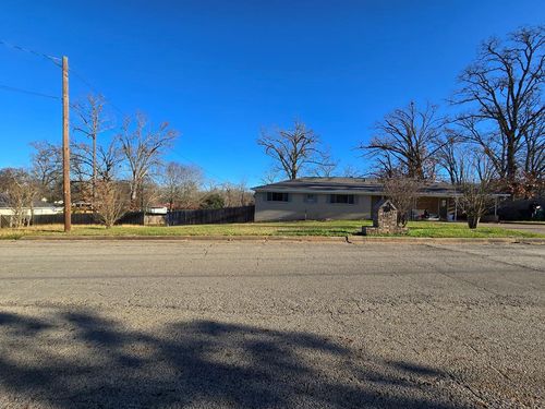 118 N Hillcrest Dr, Palestine, TX, 75801-5818 | Card Image