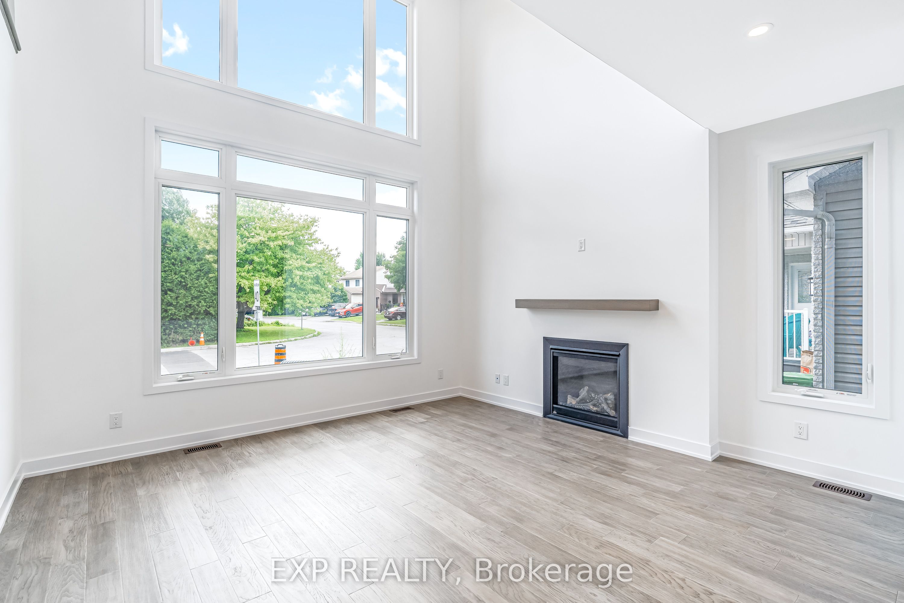 Residential Lease in Orleans - Cumberland and Area 3