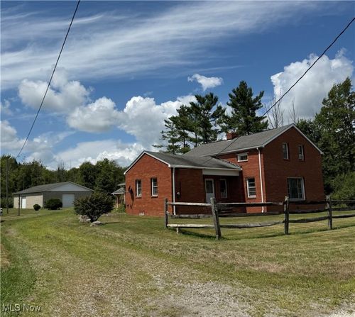 6563 Hyde Rd, Windsor, OH, 44099-9736 | Card Image