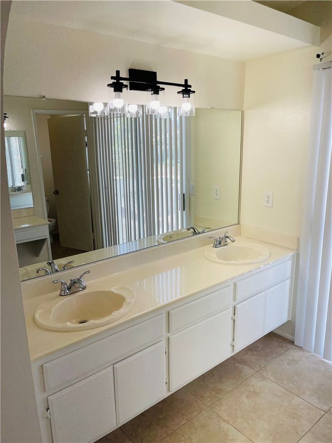 25020 Jutland Dr, House other with 3 bedrooms, 3 bathrooms and 2 parking in Hemet CA | Image 38