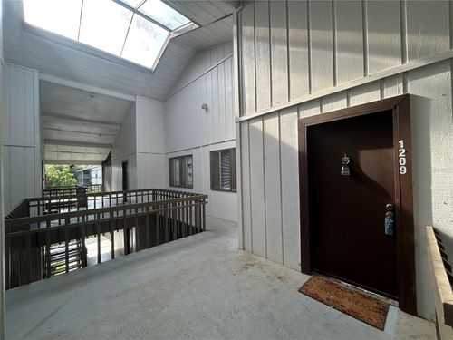 apt-1209-6519 W Newberry Rd, GAINESVILLE, FL, 32605-4331 | Card Image