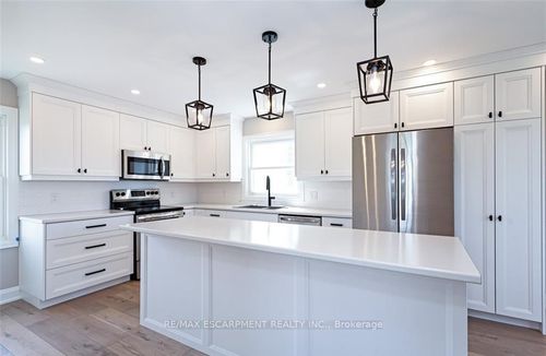 1697 Concession 10, Norfolk, ON, N0E1N0 | Card Image