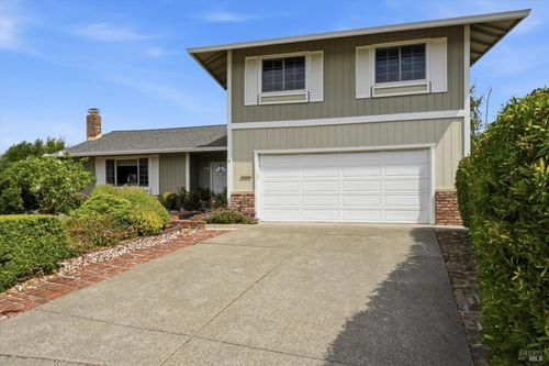 1657 Albin Way, Petaluma, CA, 94954-4549 | Card Image