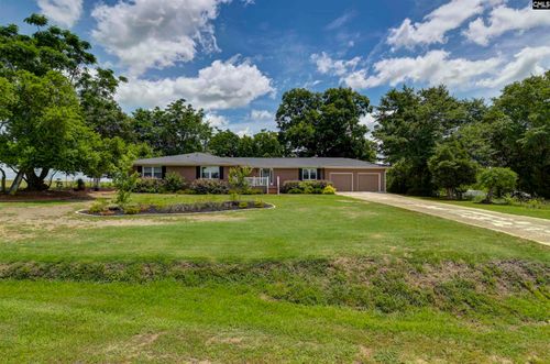 204 Breezy Hill Rd, Leesville, SC, 29070-8921 | Card Image