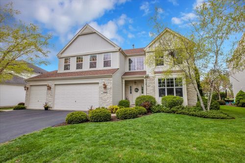10905 Manhattan Dr, Huntley, IL, 60142-4036 | Card Image
