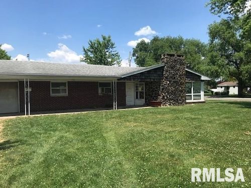 701 W Oak, Gillespie, IL, 62033 | Card Image