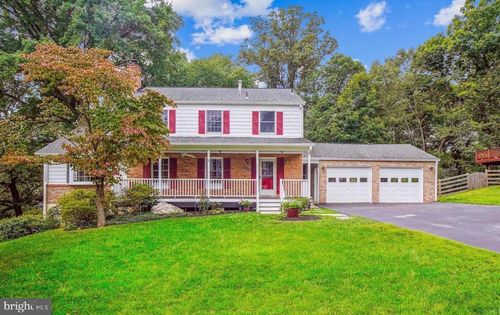 7028 Wick Ln, ROCKVILLE, MD, 20855-1963 | Card Image