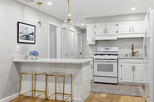 258-258 Apache Way, Tewksbury, MA, 01876-4630 | Card Image