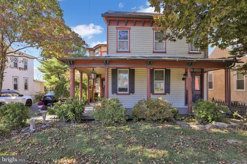 975 Gravel Pike, PALM, PA, 18070-1205 | Card Image
