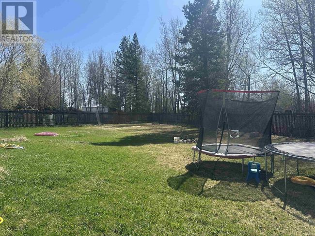404 Vanderview Dr, House other with 6 bedrooms, 2 bathrooms and null parking in Vanderhoof BC | Image 6