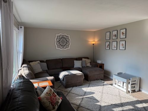 460 Mohawk Dr, Bourbonnais, IL, 60914-1380 | Card Image
