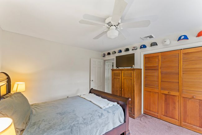 128 Walnut Tree Hill Rd, House other with 3 bedrooms, 2 bathrooms and 2 parking in Sandy Hook CT | Image 24