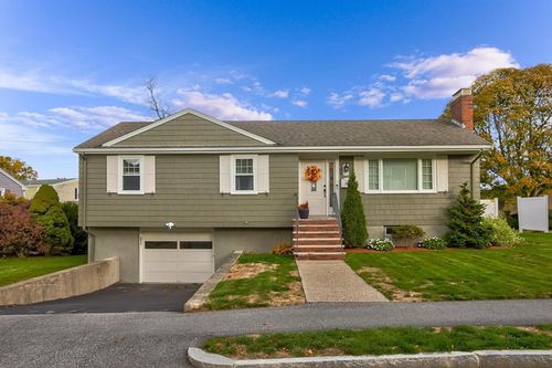 66 Unity St, Quincy, MA, 02169-1133 | Card Image