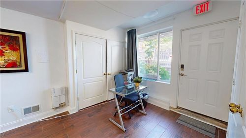 186 Hylan Blvd, Staten Island, NY, 10305-2006 | Card Image