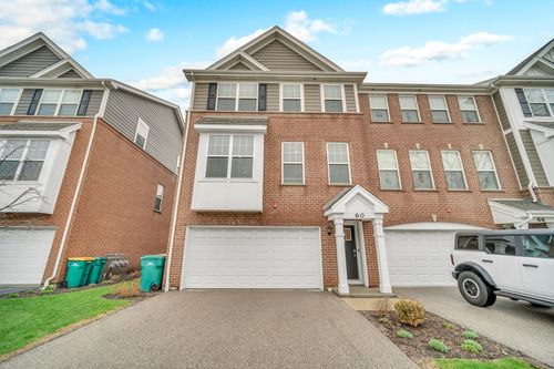 60 Grey Wolf Dr, Wheeling, IL, 60090-2879 | Card Image