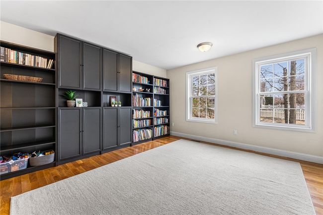 135 Crandall Rd, House other with 3 bedrooms, 3 bathrooms and 7 parking in Tiverton RI | Image 13