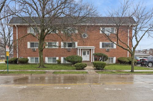 100-727 S Maple Ave, Oak Park, IL, 60304-1051 | Card Image