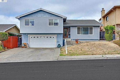 372 Monaco Ave, Union City, CA, 94587-3715 | Card Image