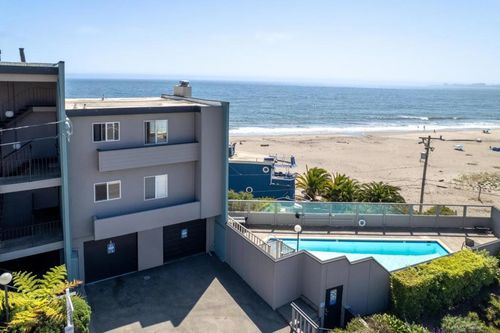 102 Rio Del Mar Blvd, Aptos, CA, 95003-4648 | Card Image