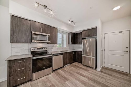 3204-3727 Sage Hill Dr Nw, Calgary, AB, T3R1T7 | Card Image