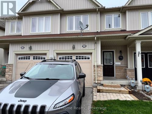 19-23 Connell Lane, Bowmanville, ON, L1C0L1 | Card Image