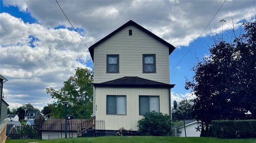 815 Nimick Ave, Monaca, PA, 15061-1332 | Card Image