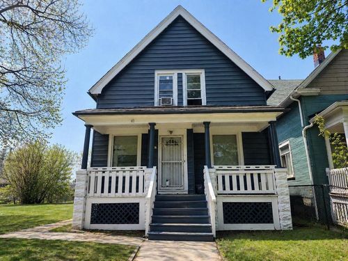 3133 N 9th Street, Milwaukee, WI, 53206 | Card Image