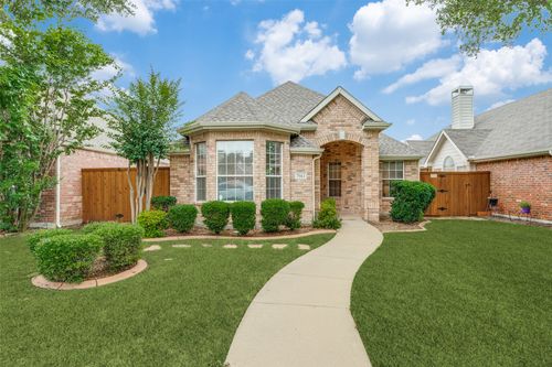 7913 Whispering Tree Ln, Plano, TX, 75024-3918 | Card Image