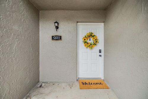 unit-q21-4513 S Oak Dr, TAMPA, FL, 33611-5861 | Card Image
