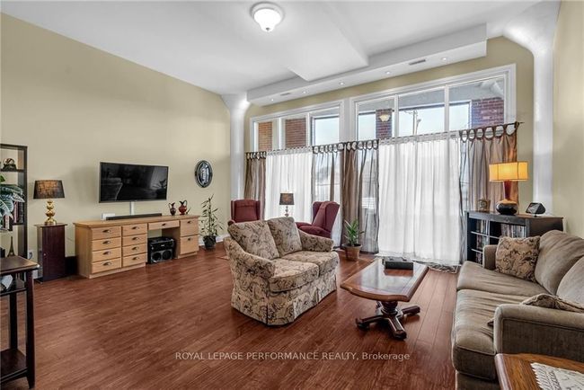 206 - 710 Cotton Mill St, Condo with 2 bedrooms, 2 bathrooms and 1 parking in Cornwall ON | Image 9