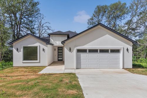 248 Kaukonahua Ln, Bastrop, TX, 78602-2204 | Card Image