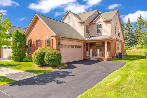 6944 Stonewood Pl, Clarkston, MI, 48346-5016 | Card Image