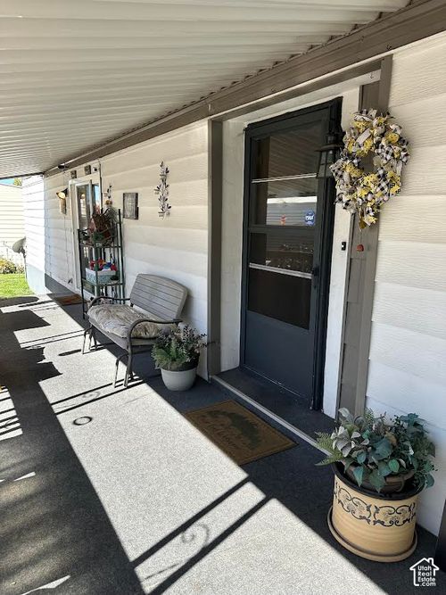 115-1111 N 2000 W, Farr West, UT, 84404-9539 | Card Image