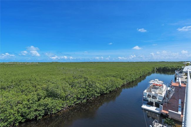 127 - 127 S Layton Dr, House other with 3 bedrooms, 2 bathrooms and null parking in Long Key FL | Image 29