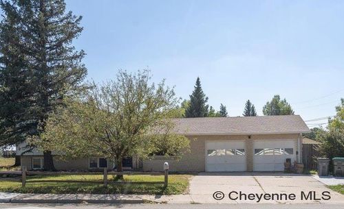 1205 E Carlson St, Cheyenne, WY, 82009-4315 | Card Image