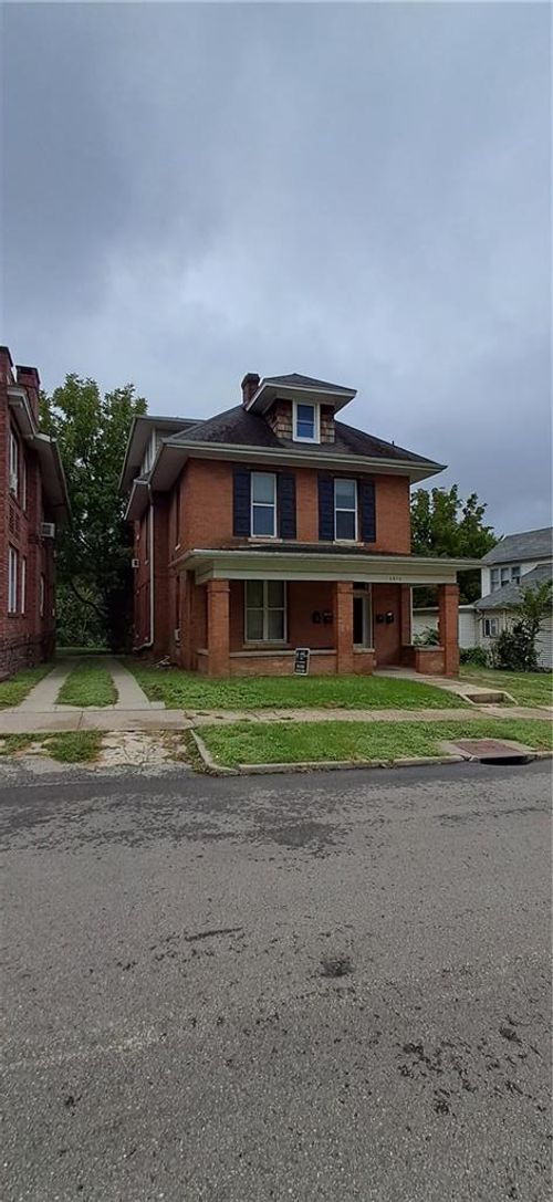 5-3012 Felix St, Saint Joseph, MO, 64501-3365 | Card Image